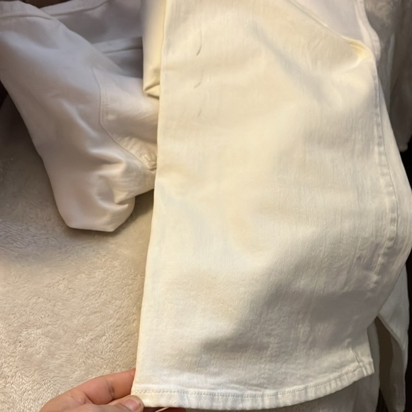 11" High-Rise Flare Jeans in Tile White 26 - Picture 7 of 7